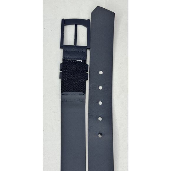 Travis Mathew Cuater Navy Blue Faux Leather Textured Golf Belt Size 40 - Picture 6 of 8